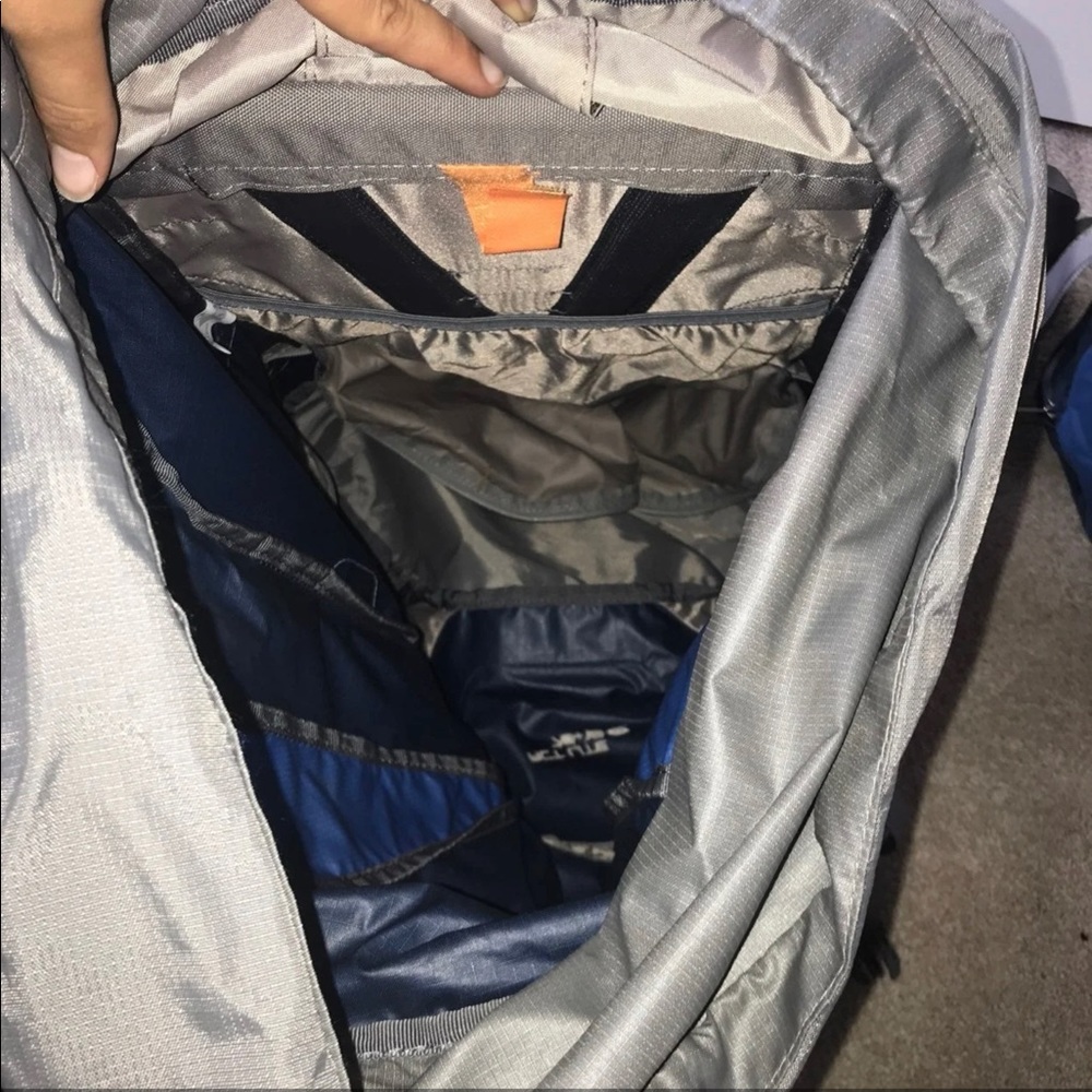 Deuter Backpack 70+10L - Picture 9 of 12
